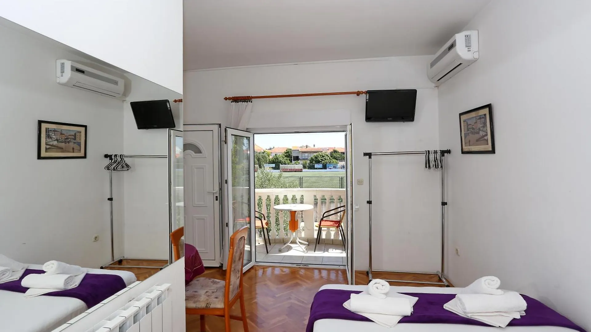 Apartments Maruna Zadar