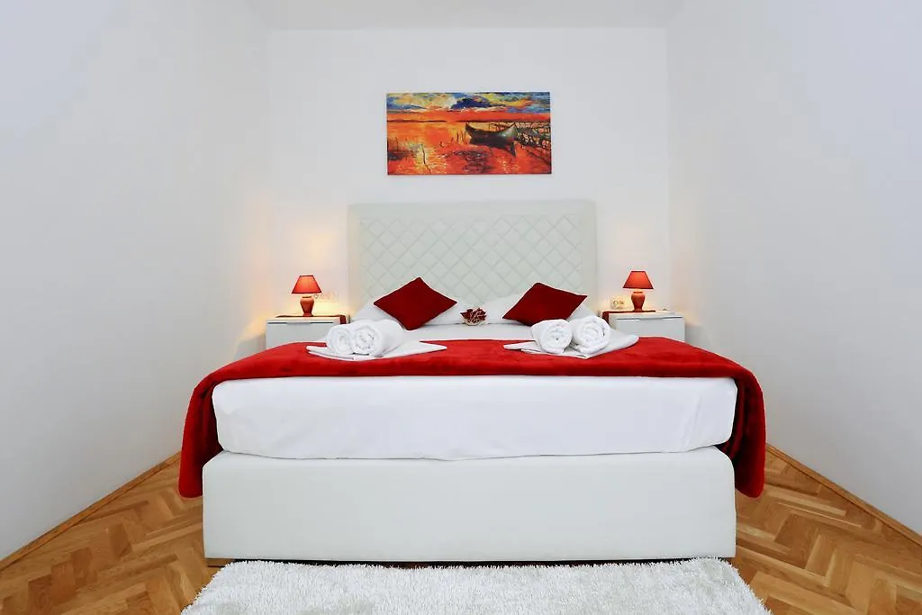 Apartments Maruna Zadar 0*,