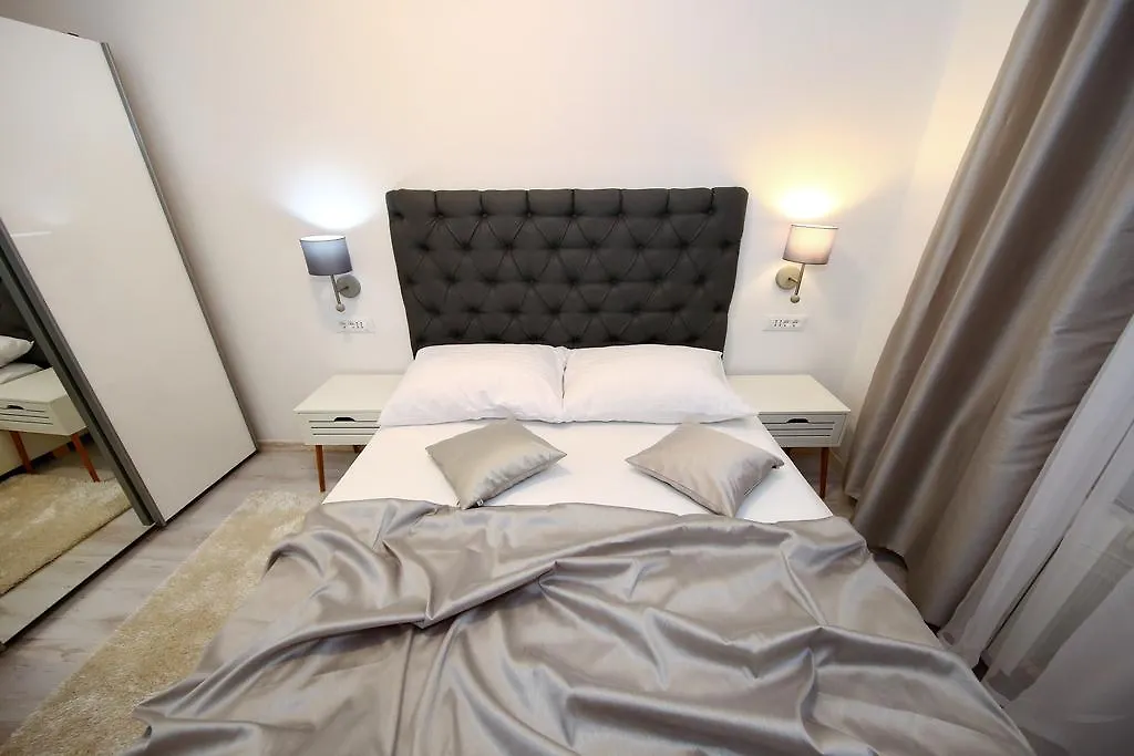 Apartments Maruna Zadar