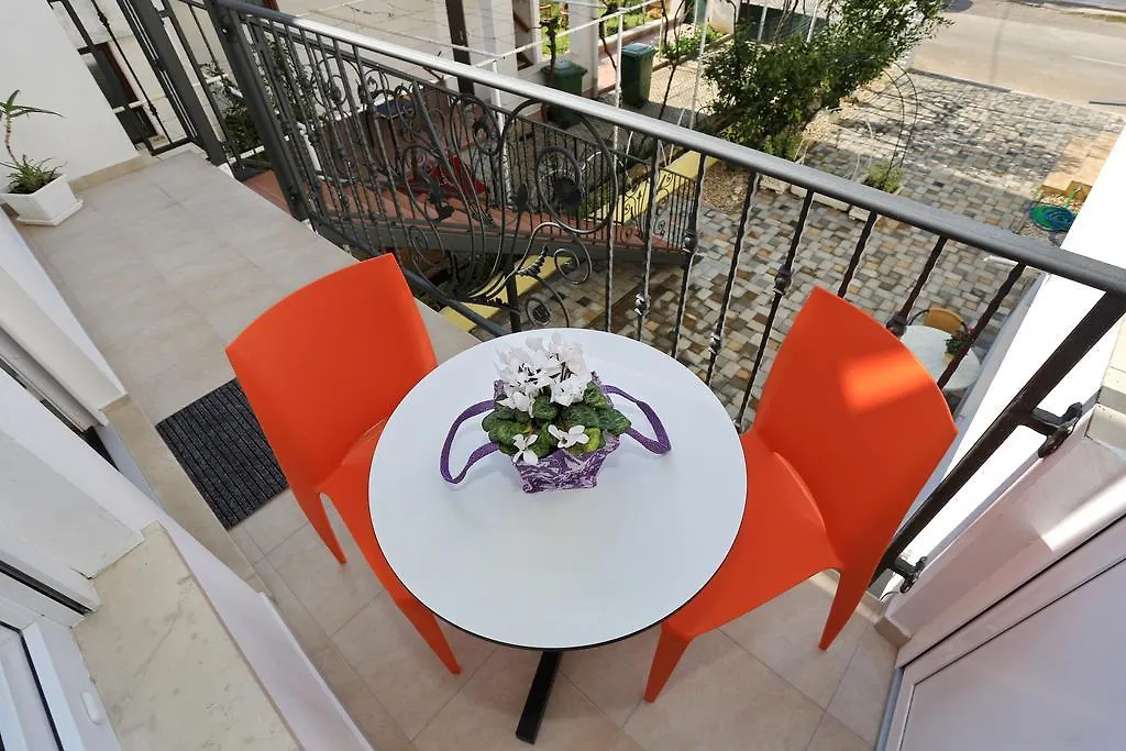 Apartments Maruna Zadar