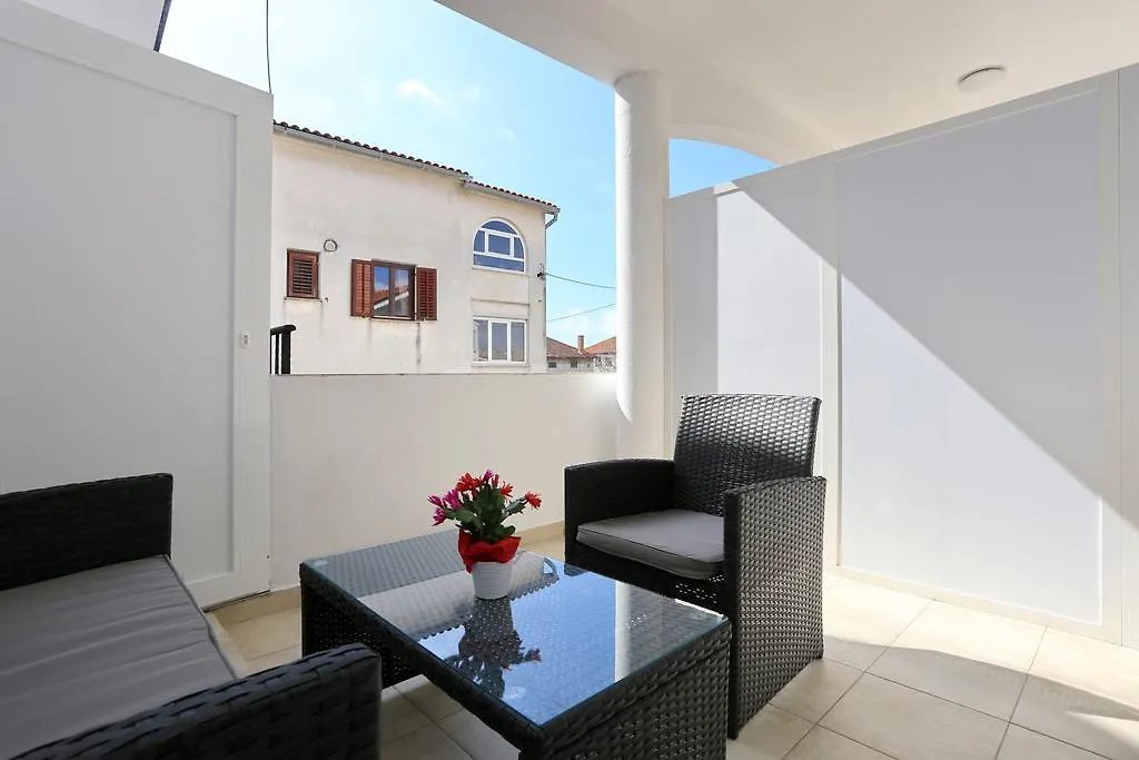 Apartments Maruna Zadar