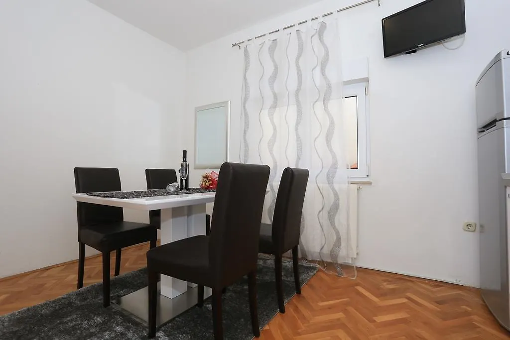 Apartments Maruna Zadar