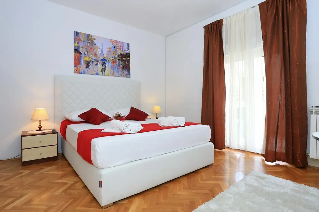 Apartments Maruna Zadar
