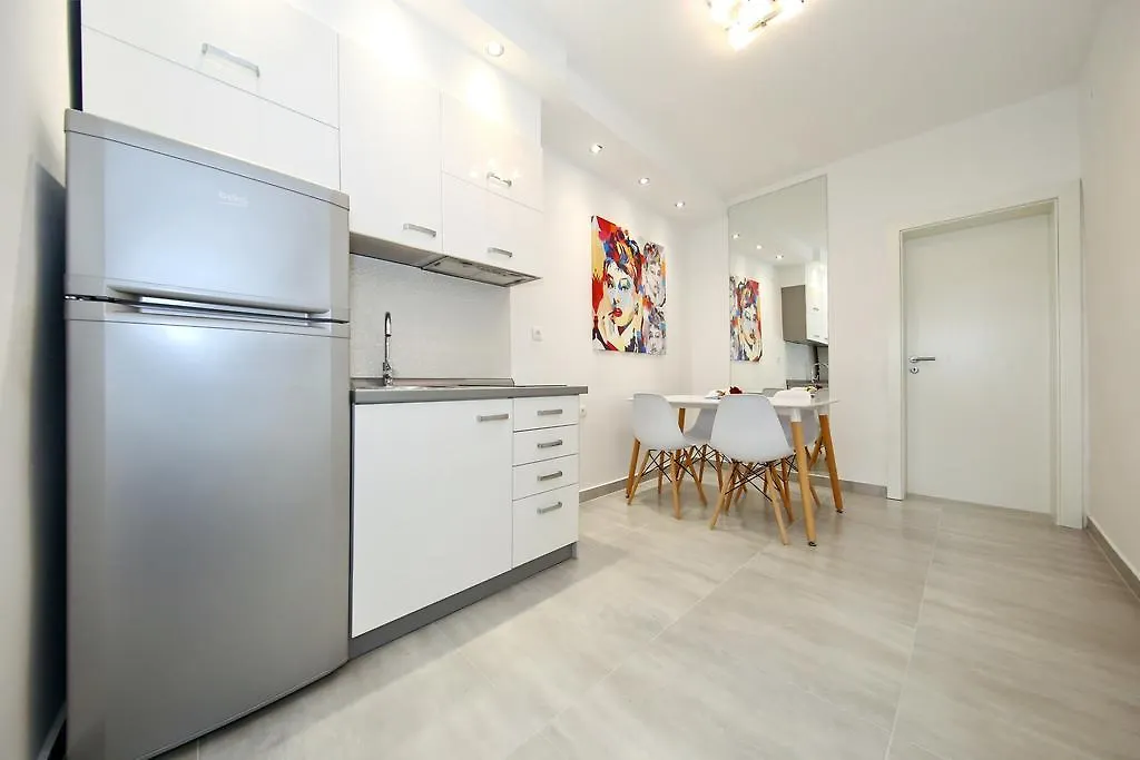 Apartments Maruna Zadar